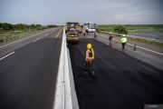 Perbaikan jalan tol Palembang-Kayu Agung jelang mudik lebaran