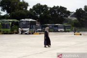 Arus mudik Lebaran di Terminal Rajabasa
