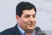 Iran ancam penerbangan regional lumpuh jika maskapai Iran terus dilarang