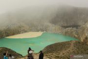 Kenaikan status Gunung Kelimutu