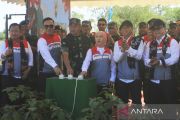 Kunker KSAD dan Dirut Pertamina di Kupang