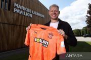 Newcastle coba pinjam Aaron Ramsdale dari Southampton