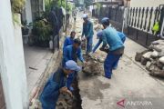 Sudin SDA Jakpus normalisai saluran di Cempaka Putih Tengah XXII