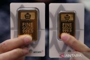 Emas Antam Senin pagi Rp2,819 juta/gr, turun Rp20.000