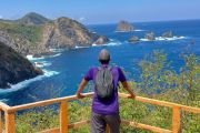 Indahnya Pantai Orong Bukal Lombok Barat mirip Raja Ampat di Papua