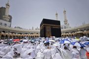 Antrean paling sabar di dunia