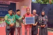 Peresmian panel surya Masjid Buya Syafii Maarif