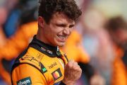 Lando Norris menang dramatis di GP Hongaria 2025