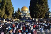 Polisi Israel tangkap khatib Masjid Al-Aqsa usai shalat Jumat
