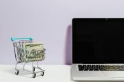 Perlindungan anak di e-commerce perlu dilakukan sejak merancang sistem