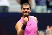 Alcaraz mundur dari perempat final Piala Davis Spanyol