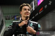 Russell rebut pole position GP Azerbaijan 2026, Mercedes kuasai baris terdepan