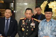 Jadi anggota, Kapolri jembatani Polri dengan Komisi Reformasi Polri