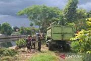 Diduga jadi lokasi prostitusi, taman Jalan Daan Mogot dirapikan