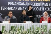 Densus 88 tangkap lima tersangka perekrut anak ke kelompok terorisme