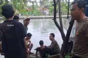 Bhabinkamtibmas selamatkan remaja terseret arus sungai di Koja
