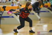 Putty dan Alisha raih perak untuk Indonesia dari ganda putri bowling
