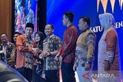 Wartawan ANTARA raih penghargaan Humas Kemenag Award 2025