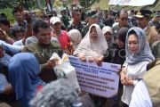 Penyaluran bantuan Bulog untuk korban bencana Sumbar