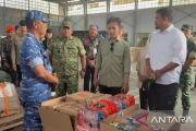 Gibran reviews Sumatra aid hub as government speeds relief
