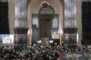 Sekjen Liga Muslim Dunia serukan persatuan umat di Masjid Istiqlal