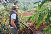 Bupati Bandung pimpin pencarian 3 warga tertimbun longsor di Arjasari
