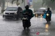 BMKG: Jumat, waspada potensi hujan lebat-sangat lebat di sejumlah area