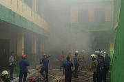 Kebakaran ponpes di Jaksel akibatkan sembilan santri sesak nafas