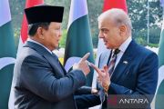Prabowo invites PM Shehbaz Sharif to boost Indonesia-Pakistan ties