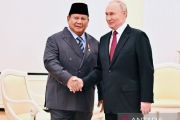 Prabowo invites Putin to Indonesia during Moscow meeting