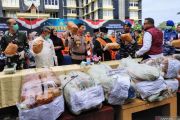 Polda Sumbar ungkap penyelundupan 120 kilogram ganja kering