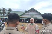Pengungsi Meuredu berharap bantuan tenda untuk perempuan