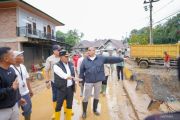 Pemkab Solok bersama DPR gerak cepat tangani dampak bencana banjir