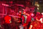 Lima orang tewas akibat kebakaran gudang aksesoris di Penjaringan