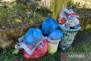 Layanan angkutan sampah Pemkab Aceh Barat "lumpuh", sebabkan tumpukan sampah di rumah warga