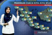 Cuaca mayoritas kota besar diprakirakan berawan-hujan ringan