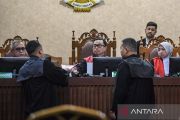 Sidang kasus Nadiem Makarim ditunda kembali