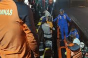 Tim SAR evakuasi tujuh korban kapal wisata tenggelam di Labuan Bajo
