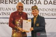PWI beri anugerah Gubernur Kalteng sebagai anggota kehormatan
