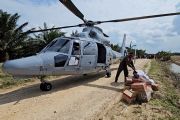 Helikopter Panther HS 1302 distribusikan 420kg bantuan di Aceh Tamiang