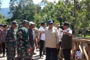 Prabowo cek langsung progres jembatan bailey Padang Mantuang