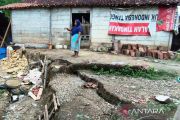 Tanah bergerak di Blora meluas, rekahan baru mendekati pemukiman