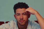 Nick Jonas eksplorasi keraguan diri di single terbaru "Gut Punch"