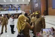 Gubernur Papua tekankan akuntabilitas kinerja ASN di apel perdana 2026