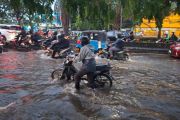 Banjir di Jalan Daan Mogot Jakbar kian berlarut, ini penyebabnya