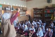 UIN Bukittinggi trauma healing siswa di Agam bangkitkan semangat anak