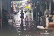 Banjir rendam permukiman warga di Kebon Jeruk