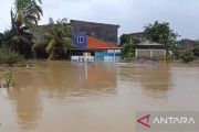 500 jiwa mengungsi akibat kenaikan banjir 4 meter di Tangerang