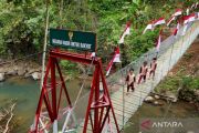 Jembatan gantung jadi jalur utama warga Pangandaran&ndash;Tasikmalaya