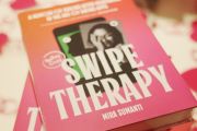 Buku &ldquo;Swipe Therapy&rdquo; angkat refleksi cinta dan era aplikasi kencan